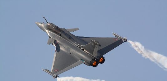 വ്യോമസേനക്ക് അഭിമാന നിമിഷം; റഫാൽ ഇന്ന് ഇന്ത്യയിലെത്തുന്നു Rafale fighter aircraft_Malabar News