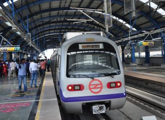 ടോക്കൺ നൽകില്ല, പരമാവധി 350 യാത്രക്കാർ; കർശന നിയന്ത്രണത്തിൽ ഡൽഹി മെട്രോ തുറക്കും Delhi metro_2020 Aug 30