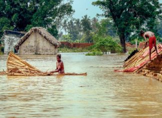 ദുരിതപ്പെരുമഴ; മധ്യപ്രദേശില് പല പ്രദേശങ്ങളും വെള്ളത്തിനടിയില് national image_malabar news
