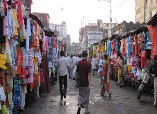 ഓണത്തിന് തിരക്കു വേണ്ട; നിയന്ത്രണങ്ങള് കടുപ്പിച്ച് നഗരസഭ malabar image_malabar news