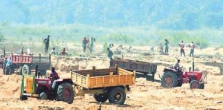 സര്ക്കാരിന് തിരിച്ചടി; പമ്പയിലെ മണലെടുപ്പില് വിജിലന്സ് അന്വേഷണം Sand Mining in Pampa_Malabar News