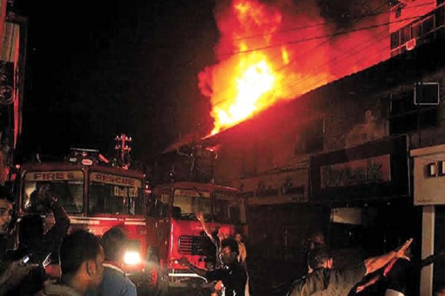 Fire at Disco Agencies in kozhikode_Malabar News fire at Disco Agencies in kozhikode