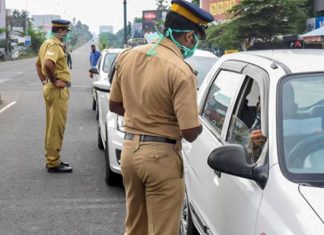 പുറത്തിറങ്ങാൻ അനുവദിക്കില്ല , അവശ്യ വസ്തുക്കൾ വീട്ടിലെത്തിക്കും; തൃശ്ശൂരിലെ കണ്ടെയ്ൻമെന്റ് സോണിൽ കർശ്ശന നിയന്ത്രണം (Demo)