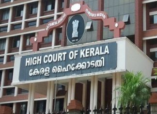 നടപടികള് പക്ഷപാതപരം; കോടതി മാറ്റമാവശ്യപ്പെട്ട നടിയുടെ ഹരജി ഇന്ന് പരിഗണിക്കും Kerala govt to high court against cbi