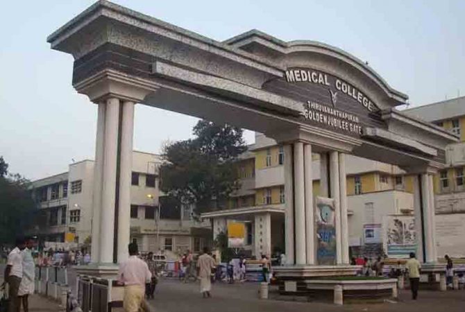 เดคเดฟเดฐเตเดตเดจเดจเตเดคเดชเตเดฐเด เดฎเตเดกเดฟเดเตเดเตฝ เดเตเดณเตเดเดฟเตฝ เดคเตเดชเดฟเดเดฟเดคเตเดคเด; เดฐเตเดเดฟเดเดณเต เดฎเดพเดฑเตเดฑเตเดจเตเดจเต thiruvananthapuram-medical-college fire