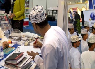 ഉന്നത തസ്തികകളില് വിദേശികള്ക്ക് കാലപരിധി ഏര്പ്പെടുത്താന് നീക്കവുമായി ഒമാന് pravasilokam image_malabar news