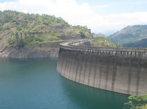 ജലനിരപ്പ് ഉയർന്നു; ഇടുക്കി അണക്കെട്ടിൽ ബ്ളൂ അലർട് പ്രഖ്യാപിച്ചു idukki dam blue alert