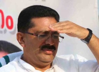 കെടി ജലീൽ എൻഐഎക്കു മുമ്പിൽ; എത്തിയത് സ്വകാര്യ വാഹനത്തിൽ KT-Jaleel_2020-Sep-17