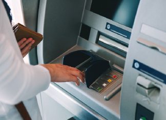 ഇനി 24 മണിക്കൂറും ഒടിപി വഴി എടിഎമ്മുകളില് നിന്ന് പണം പിന്വലിക്കാം banking image_malabar news