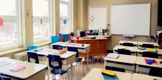 ഒമാന്; സ്കൂളുകള് ഉടന് തുറക്കും, മാര്ഗ നിര്ദ്ദേശങ്ങള് തയ്യാറാക്കി അധികൃതര് Malabarnews_oman