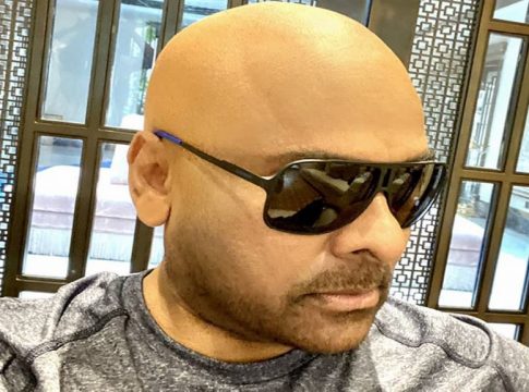 മൊട്ടയടിച്ച് സണ്ഗ്ലാസും വെച്ച് ചിരഞ്ജീവി; വൈറലായി ചിത്രം Entertainment image_malabar news