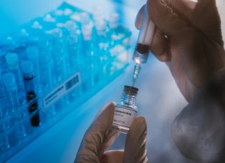 ഓക്സ്ഫോർഡ് വാക്സിനും വിജയകരം; പ്രായമായവരിലും ഫലപ്രദം MalabarNews_oxford vaccine pause trail