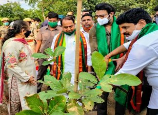 MalabarNews_Prabhas green india challenge