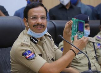 ഇ-ചിപ്പ് ഉപയോഗിച്ച് പെട്രോളിന്റെ അളവില് കൃത്രിമം; 33 പമ്പുകള് അടച്ചു പൂട്ടി petrol pumb using e chip