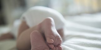 Baby died after tv setfall