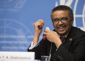 ലോക്ക് ഡൗണ് പിന്വലിക്കാനുളള നീക്കം ആപത്ത്; ലോകാരോഗ്യ സംഘടന ഡയറക്ടര് world image_malabar news