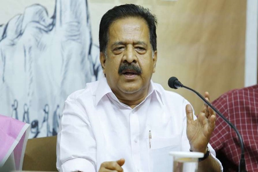 MalabarNews_Chennithala Chennithala Against Kerala Govt