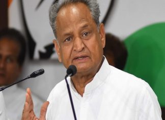‘എല്ലാ ഇന്ത്യക്കാര്ക്കും സൗജന്യ വാക്സിൻ ലഭ്യമാക്കണം’; അശോക് ഗെഹ്ലോട്ട് MALABARNEWS-ASHOK-GEHLOT