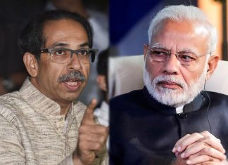 ‘മണിയടിക്കുന്നതും പാത്രം കൊട്ടുന്നതുമല്ല എന്റെ ഹിന്ദുത്വം; ധൈര്യമുണ്ടെങ്കിൽ സർക്കാരിനെ താഴെയിറക്കി കാണിക്കൂ’ Uddhav-Thackeray,-Narendra-Modi_2020-Oct-25