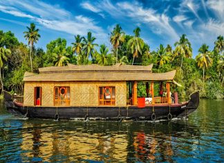 കഴിഞ്ഞ വർഷം കേരളം സന്ദർശിച്ചത് 1.88 കോടി ആഭ്യന്തര സഞ്ചാരികൾ 1.88 crore domestic tourists visited Kerala last year; Record achievement