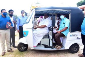 E.P Jayarajan In E-Auto