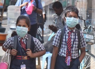 നാല് സംസ്ഥാനങ്ങളിൽ നാളെ സ്കൂളുകൾ തുറക്കും; ഒരു ബെഞ്ചിൽ ഒരു വിദ്യാർഥി മാത്രം School Reopens In 4 states tommorow