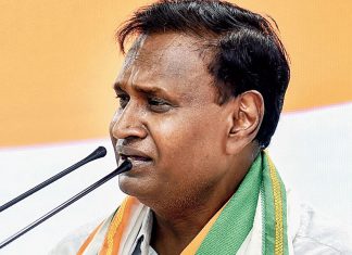 യോഗി രാജിവച്ച് മതപരമായ കാര്യങ്ങൾ നോക്കുന്നതാണ് നല്ലത്; കോൺഗ്രസ് നേതാവ് Udit-Raj_2020-Oct-16