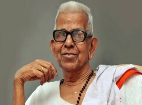 യുഗാന്ത്യം; മഹാകവി അക്കിത്തത്തിന് ആദരാഞ്ജലികൾ അർപ്പിച്ച് മന്ത്രിമാർ; സംസ്കാരം ഇന്ന് വൈകിട്ട് Akkitham Funeral