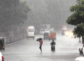 ചെന്നൈയില് കനത്ത മഴ തുടരുന്നു Malabarnews_heavy rain