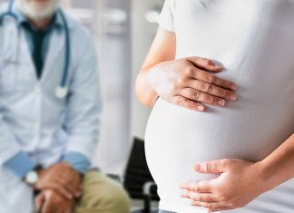 നവജാത ശിശുക്കള്ക്ക് അമ്മമാരില് നിന്ന് കോവിഡ് പടരാന് സാധ്യത കുറവെന്ന് പഠനം lokajalakam image_malabar news