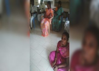 പഞ്ചായത്ത് യോഗത്തിൽ വിവേചനം; പ്രസിഡണ്ടിനെ തറയിൽ ഇരുത്തിയ സംഭവത്തിൽ സെക്രട്ടറി അറസ്റ്റിൽ Discrimination in panchayat meeting