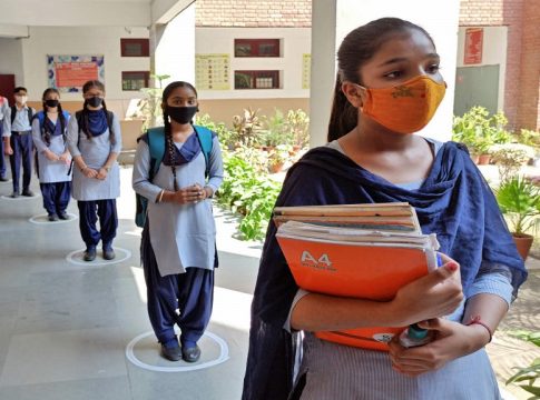 അണ്ലോക്ക് 5; സ്കൂളുകള് തുറക്കാം നിര്ദേശങ്ങള് പാലിച്ച് Malabarnres_school