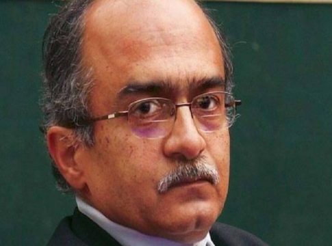 യോഗി സര്ക്കാര് ആരുടെ കൂടെ എന്ന് വ്യക്തം; പ്രശാന്ത് ഭൂഷണ് Prashanth bhushan_Malabar news