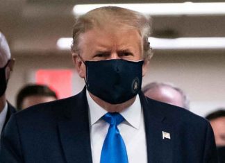 ട്രംപിന് ശ്വാസതടസം; അടുത്ത 48 മണിക്കൂർ നിർണായകം Donald-Trump_2020-Oct-04