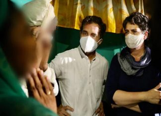 നേരിട്ട ക്രൂരതകൾ എണ്ണിപ്പറഞ്ഞ് ഹത്രസ് കുടുംബം; പോരാട്ടത്തിൽ ഒപ്പമുണ്ടെന്ന് രാഹുൽ Rahul Gandhi in Hathras