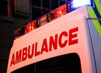 The bride jumped into the lake in Kochi