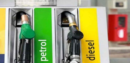 ഇന്ധന വിലവർധന; പെട്രോൾ, ഡീസൽ എക്സൈസ് തീരുവ വെട്ടിക്കുറച്ച് കേന്ദ്രം Petrol,-Diesel