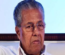 ലിഫ്റ്റ് നൽകിയതല്ല; പിണറായിയുടെ വാഹനം ഗൺമാൻമാർ ഇടയ്ക്കിടെ ഉപയോഗിച്ചിരുന്നു govt withdraws Kerala Police act