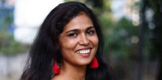 രഹ്നാ ഫാത്തിമ സമൂഹ മാദ്ധ്യമങ്ങളിലൂടെ അഭിപ്രായ പ്രകടനം നടത്തുന്നത് വിലക്കി ഹൈക്കോടതി MalabarNews_rehana fathima