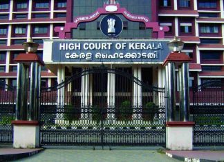 ഹെൽത്ത് ഇൻസ്പെക്ടർ പീഡിപ്പിച്ച കേസ്; നിർണായക വഴിത്തിരിവ്; പീഡനം നടന്നിട്ടില്ലെന്ന് യുവതി കോടതിയിൽ Kulathupuzha Rape case