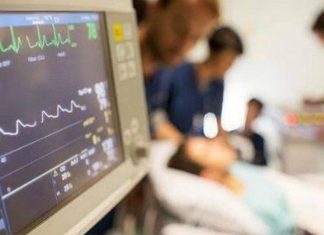 നാട്ടിൽ പോവാൻ അവധി ചോദിച്ചെത്തിയ പ്രവാസിക്ക് നേരെ വെടിയുതിർത്തു; സ്പോൺസർ ഒളിവിൽ Indian worker allegedly shot for seeking leave