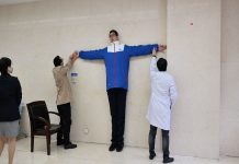 MalabarNews_tallest teenager inthe world