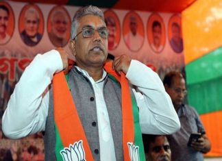 പശ്ചിമ ബംഗാള് ബിജെപി അധ്യക്ഷന് നേരെ കല്ലേറ് Dilip-Ghosh_attacked_Malabar news