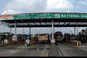 Malabarnews_paliyekkara toll plaza