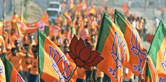 ഗുജറാത്ത് ഉപതെരഞ്ഞെടുപ്പ്; എട്ടില് ഏഴിലും ബിജെപി മുന്നേറ്റം national image_malabar news