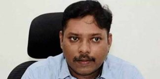 സിഎഎയിൽ പ്രതിഷേധിച്ച് ഐഎഎസ് ഉപേക്ഷിച്ച എസ് ശശികാന്ത് കോൺഗ്രസിൽ ചേർന്നു S Sasikanth Senthil