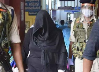 സ്വപ്നയുടെ രഹസ്യ മൊഴി പുറത്തായ സംഭവം; കസ്റ്റംസ് കമ്മീഷണർക്ക് എജിയുടെ നോട്ടീസ് Swapna-Suresh