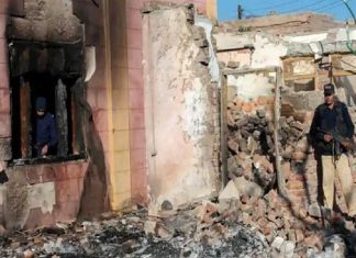 പാകിസ്ഥാനില് ക്ഷേത്രം തകര്ത്ത കേസില് 26 പേര് അറസ്റ്റില് hindu-temple attack