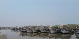 ponnani fishing harbour