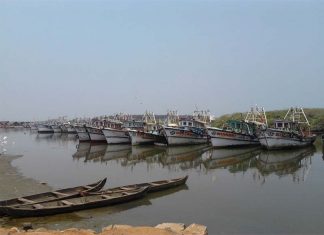 ponnani fishing harbour